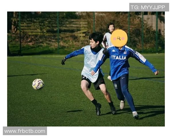 如何在足球比赛中成功获取明星球员的签名技巧与注意事项分享